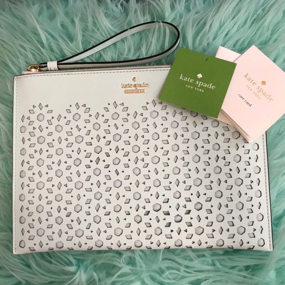 Kate Spade Baby Blue Laser Cut Wristlet - Picture 1 of 4